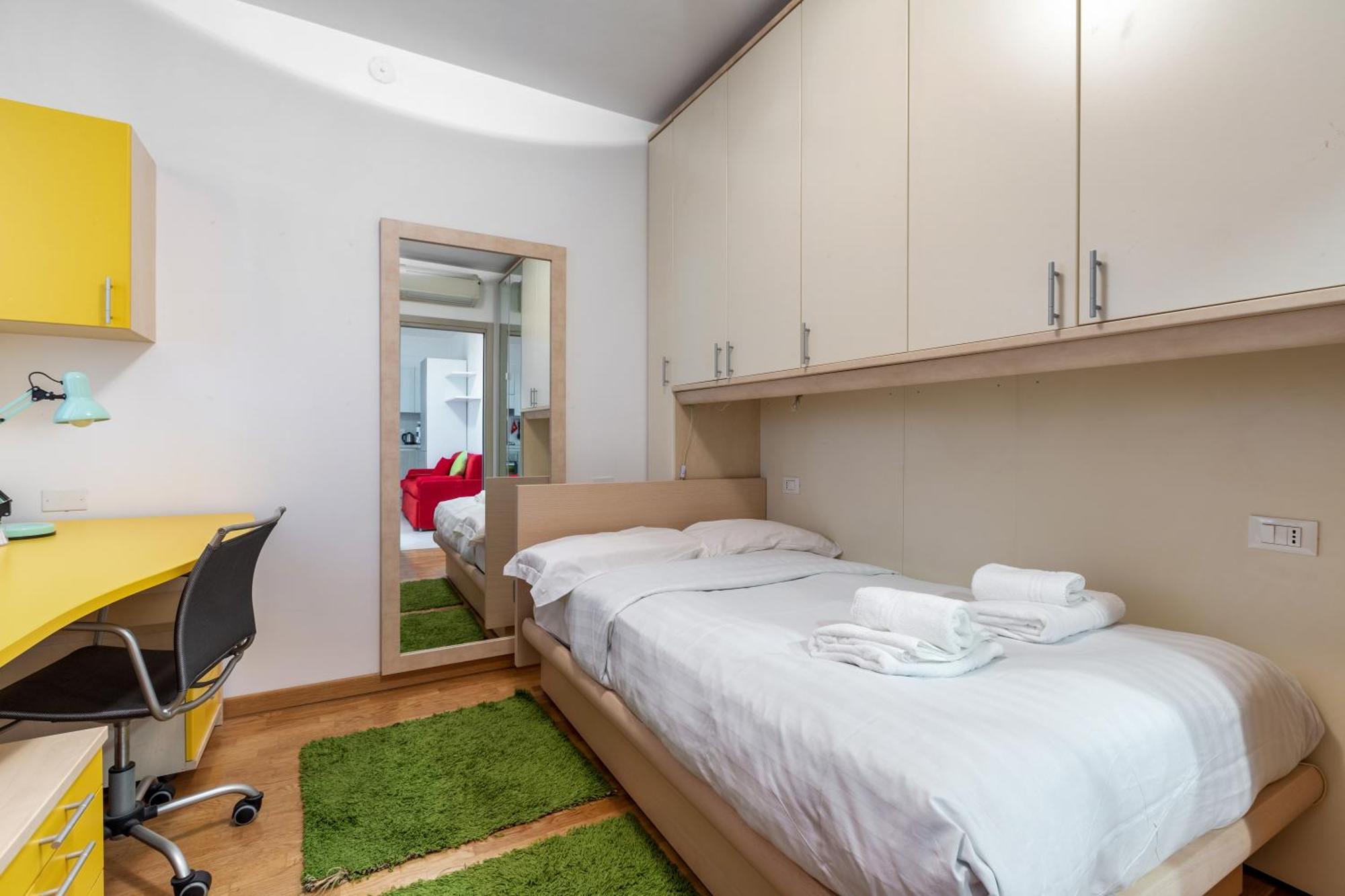 Corsica Huge Terrace Flats Apartment Milan Bagian luar foto
