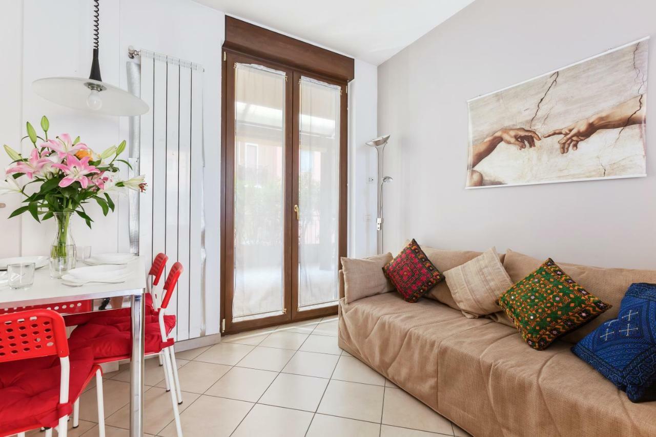 Corsica Huge Terrace Flats Apartment Milan Bagian luar foto